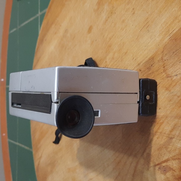 Vintage Kodak Instamatic - Picture 2 of 7